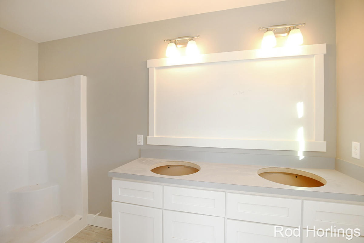 2313 4 Mile Road Northeast Grand Rapids, MI 49525 - Photo 13 of 20 IMG_9403