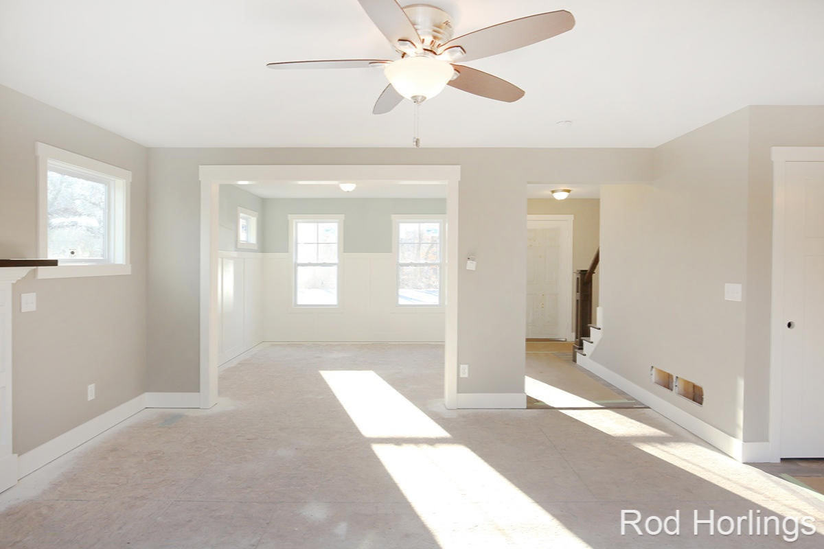 2313 4 Mile Road Northeast Grand Rapids, MI 49525 - Photo 4 of 20 IMG_9375