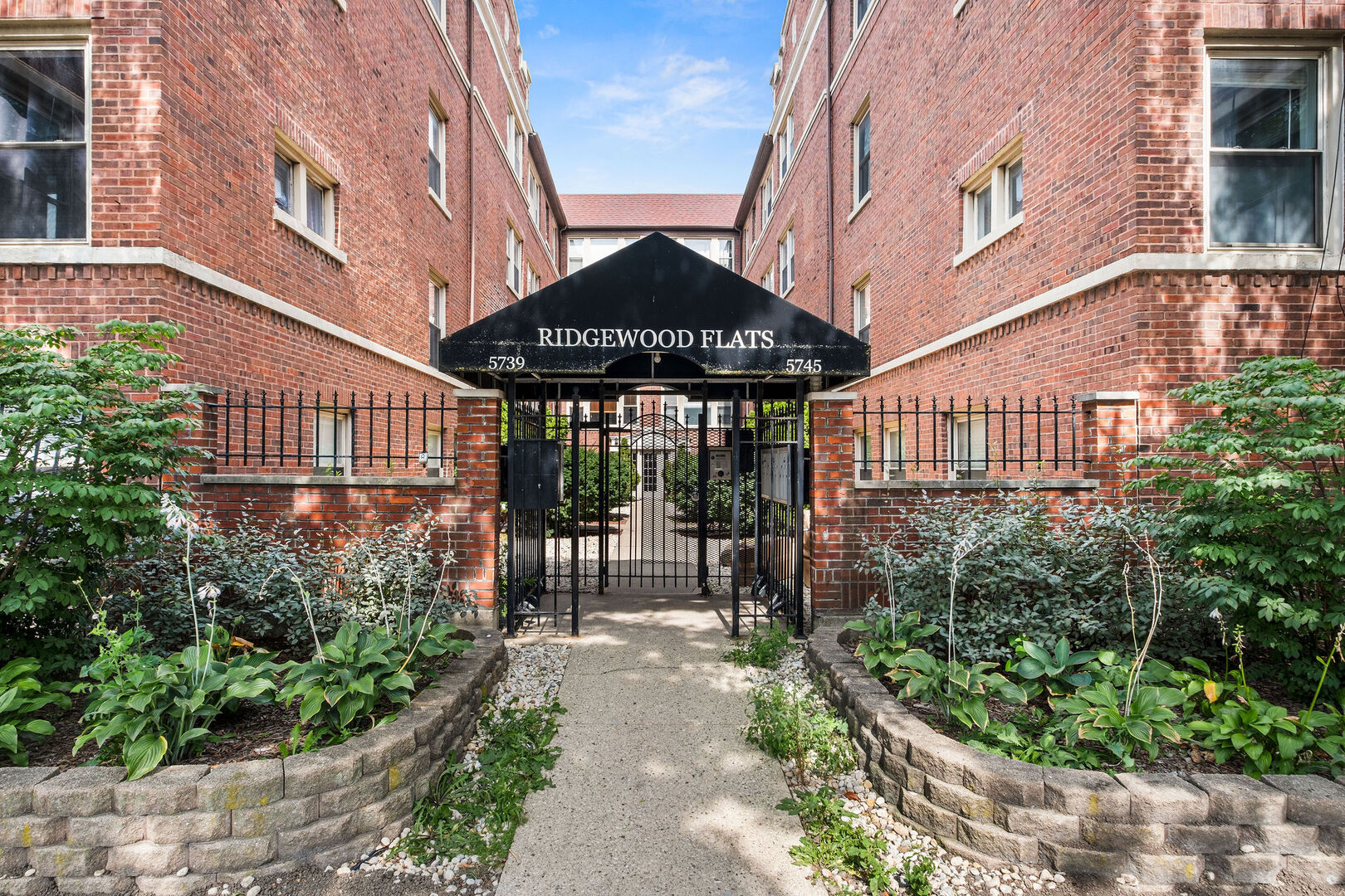 5743 North Ridge Avenue, Unit 1 Chicago, IL 60660 - Photo 17 of 18 Gallery Image 17