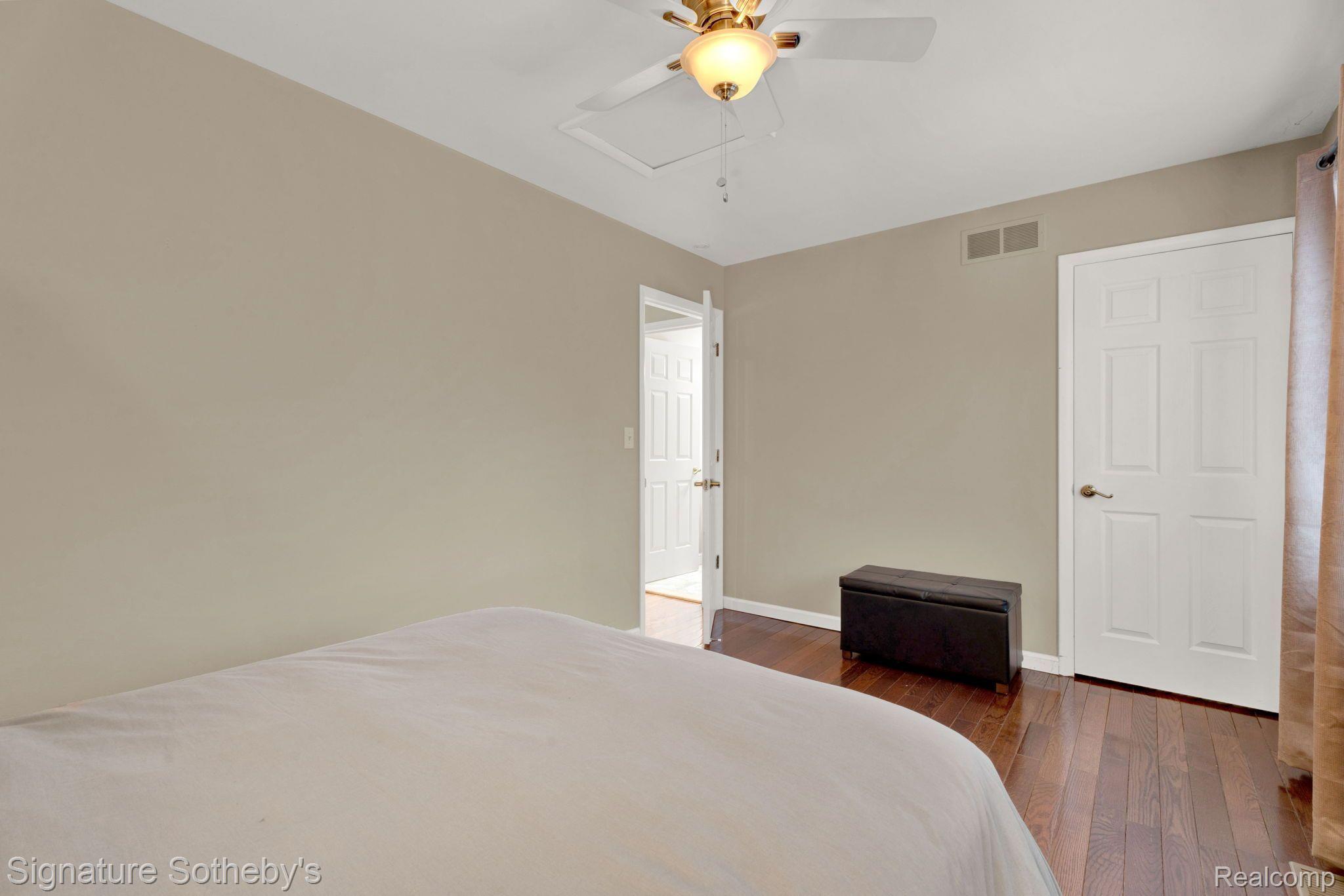 1325 East 14 Mile Road Birmingham, MI 48009 - Photo 43 of 57 Gallery Image 43