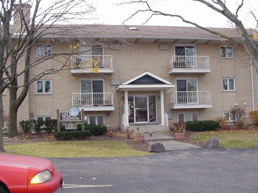 84 East Belvidere Road, Unit 304 Grayslake, IL 60030 - Photo 1 of 1