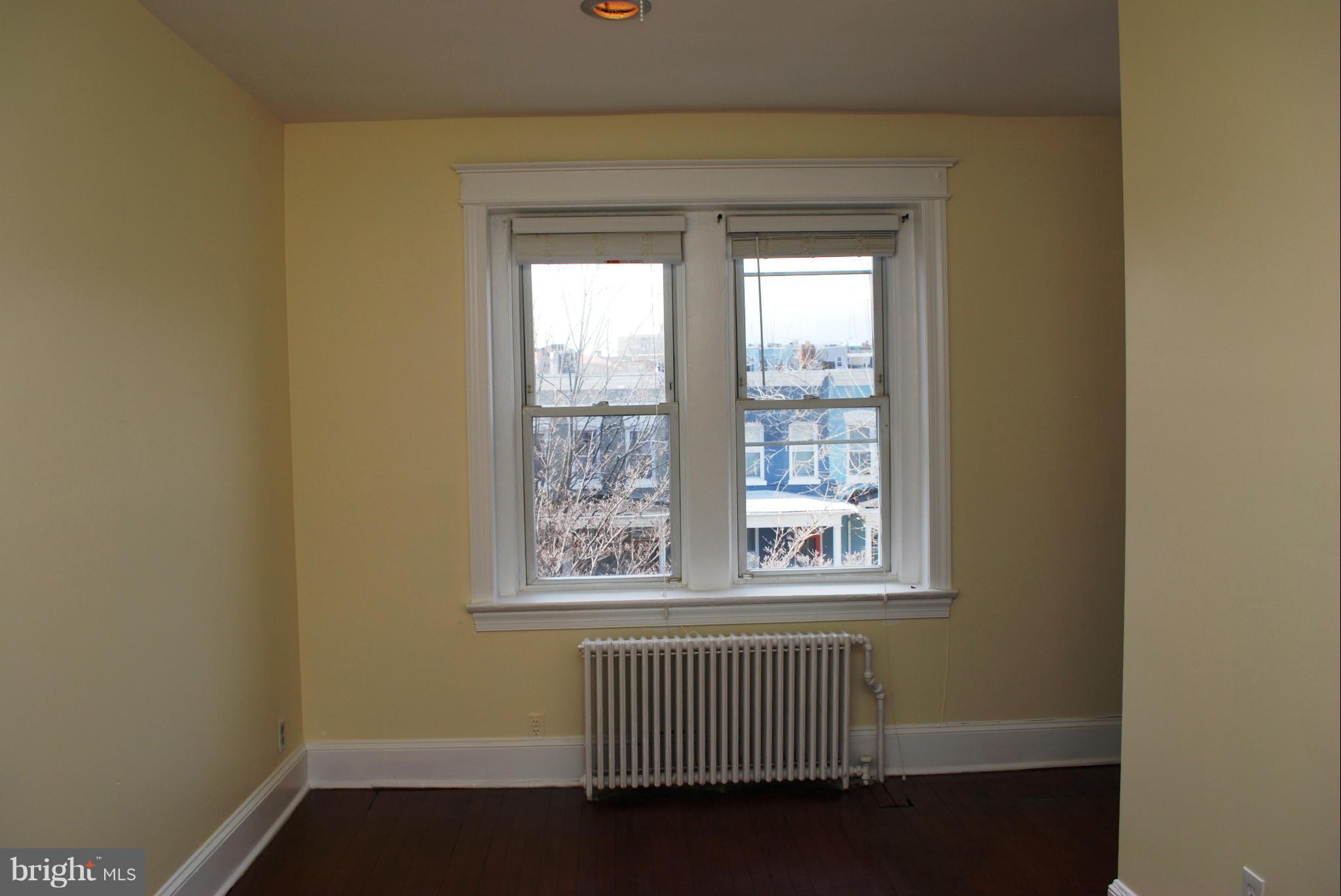 2305 Ontario Road Northwest Washington, DC 20009 - Photo 22 of 29 2nd Bedroom