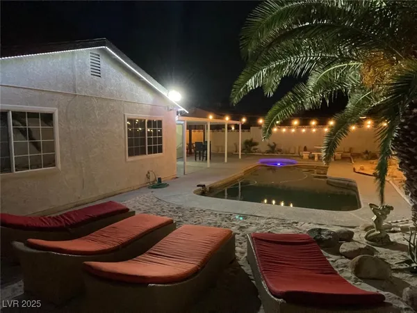 $2,600 | 5415 Oxbow Street, Las Vegas, NV 89119