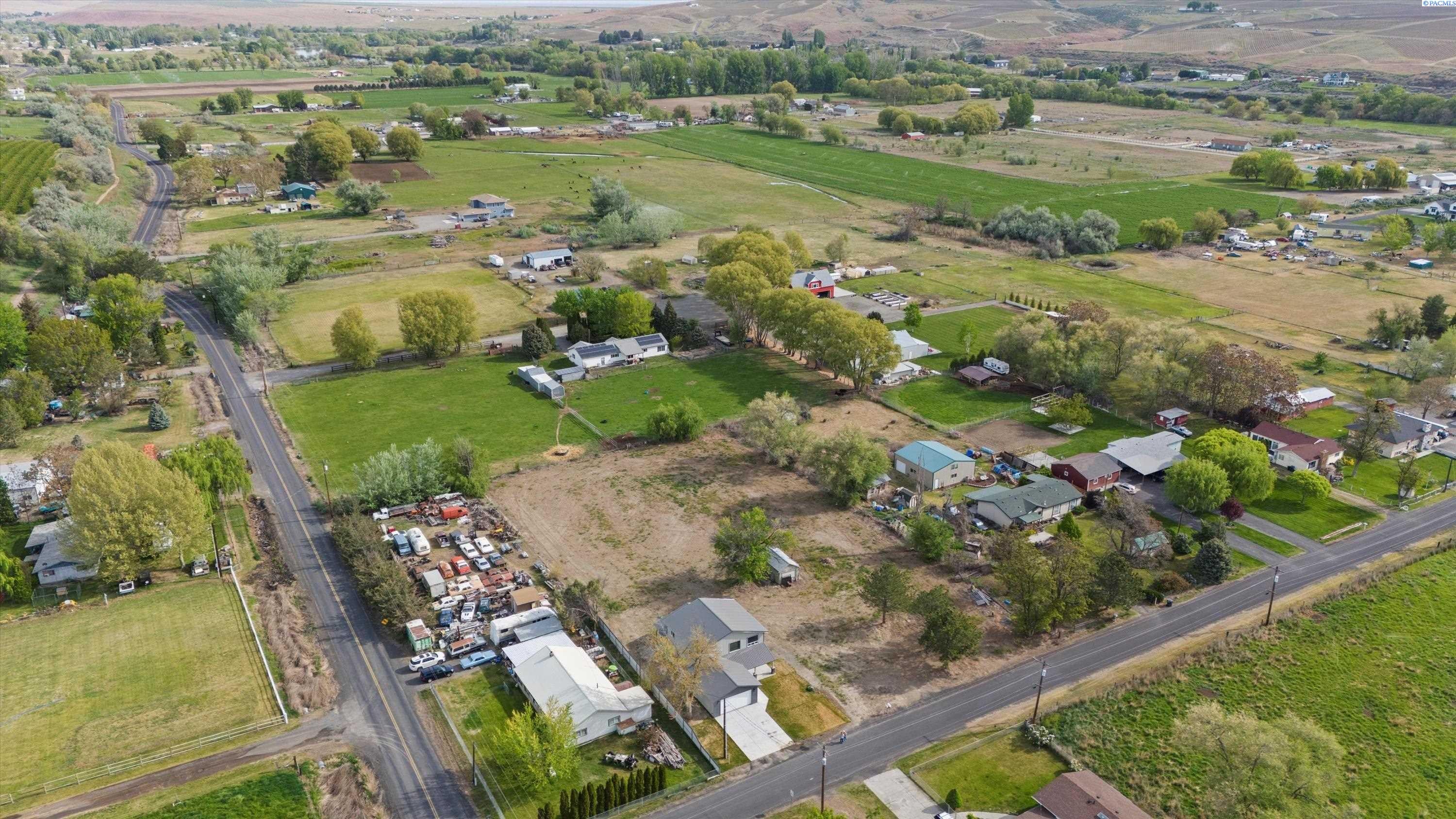 6204 East Pendleton Road Benton City, WA 99320 - Photo 4 of 11 Gallery Image 4