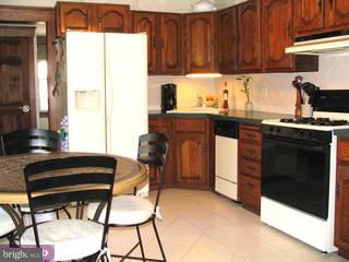 221 Warwick Road Magnolia, NJ 08049 - Photo 2 of 6