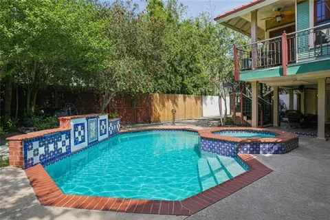 $1,045,000 | 965 Taft Place, New Orleans, LA 70119