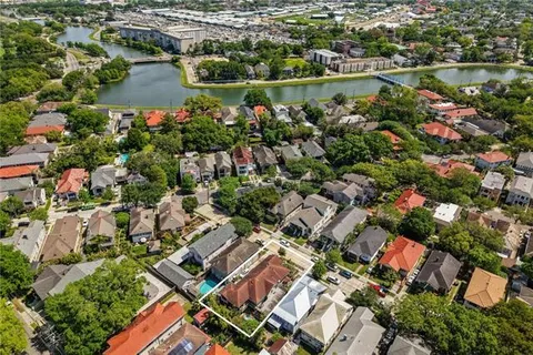 $1,045,000 | 965 Taft Place, New Orleans, LA 70119