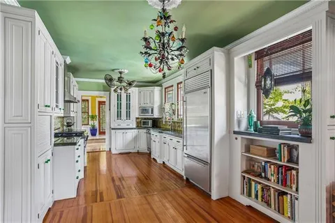 $1,045,000 | 965 Taft Place, New Orleans, LA 70119