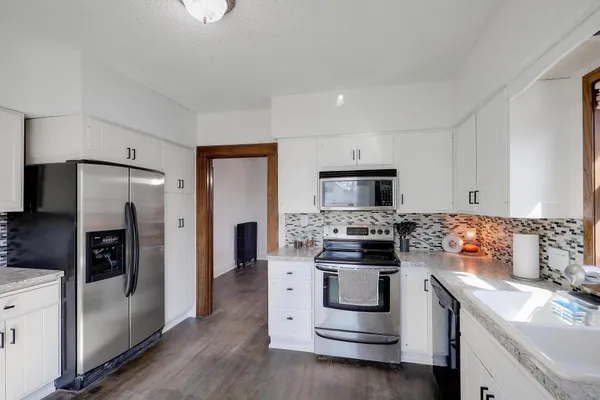 $215,000 | 360 McGrann Street, Green Isle, MN 55338