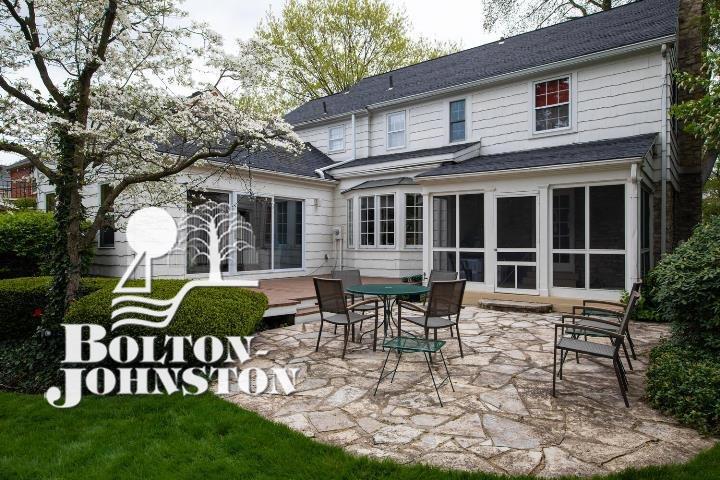869 Whittier Road Grosse Pointe, MI 48230 - Photo 23 of 60 Deck & Patio