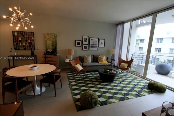 $4,650 | 2100 Park Avenue, Unit 202, Miami Beach, FL 33139