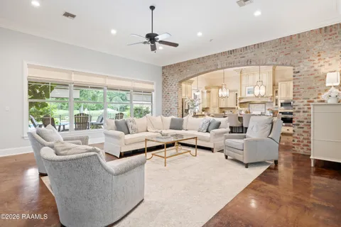 $650,000 | 1701 Squirrel Run Drive, New Iberia, LA 70560