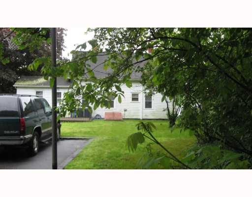 2354 Main Road Tiverton, RI 02878 - Photo 6 of 6 Exterior Front.