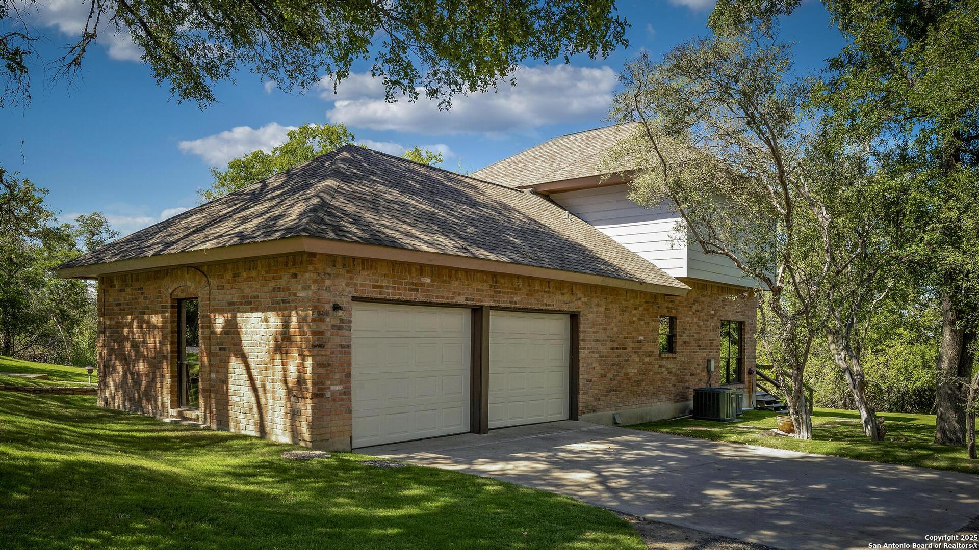 127 Siebeneicher Road Boerne, TX 78006 - Photo 29 of 50 Gallery Image 29