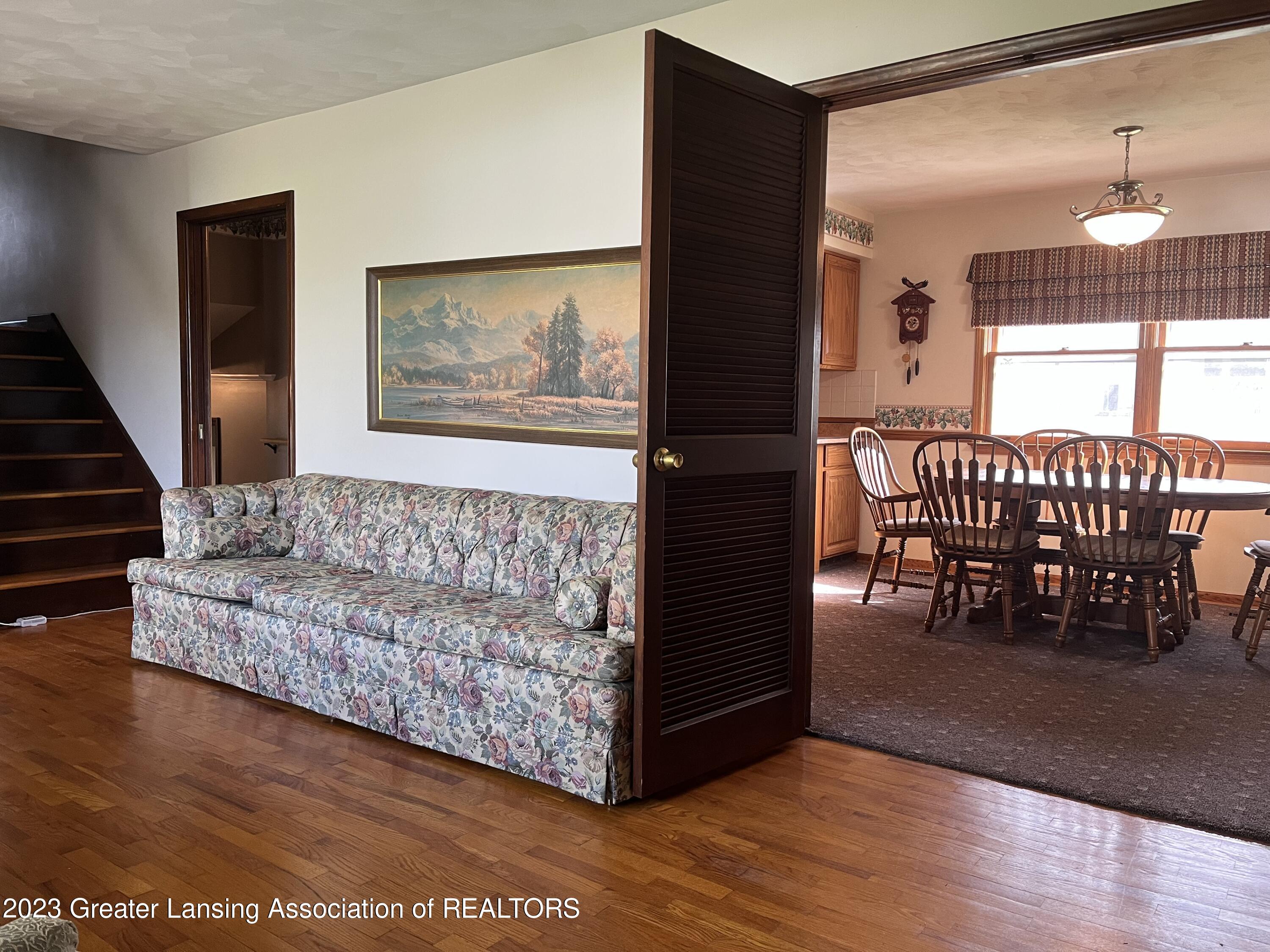 2314 Webster Road Lansing, MI 48917 - Photo 13 of 40 IMG_7037