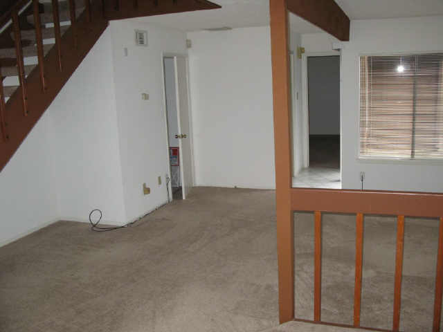 3020 Windchase Boulevard Houston, TX 77082 - Photo 3 of 10