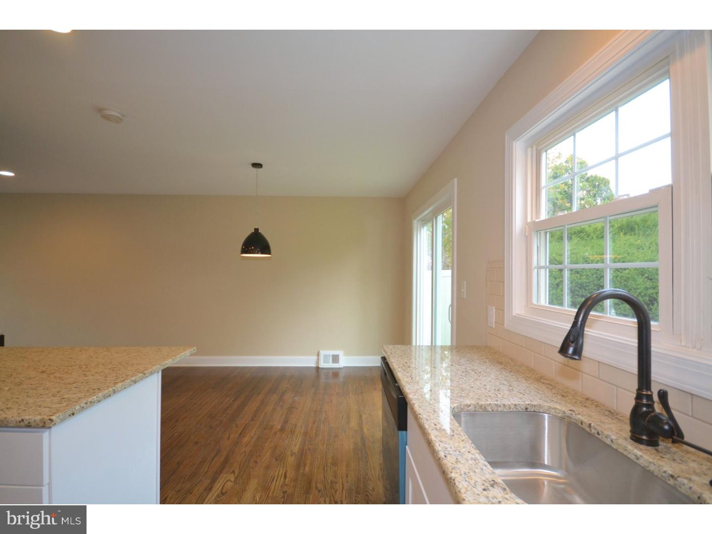 1107 Norwalk Road Philadelphia, PA 19115 - Photo 5 of 24