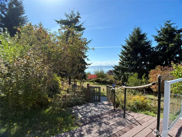 a view of a wrought iron fences