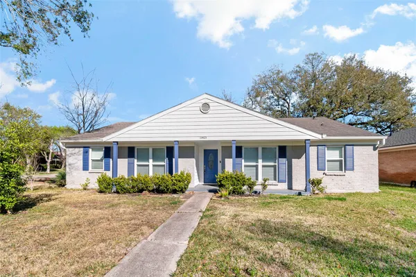 $2,495 | 11403 Braewick Drive, Houston, TX 77035