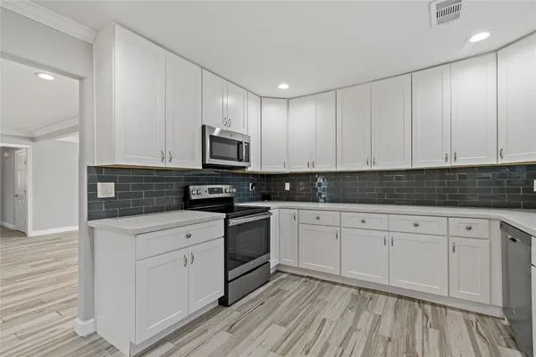 $2,495 | 11403 Braewick Drive, Houston, TX 77035