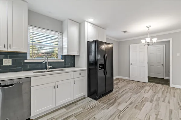 $2,495 | 11403 Braewick Drive, Houston, TX 77035