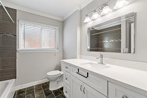 $2,495 | 11403 Braewick Drive, Houston, TX 77035