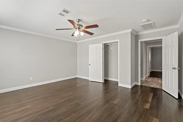 $2,495 | 11403 Braewick Drive, Houston, TX 77035