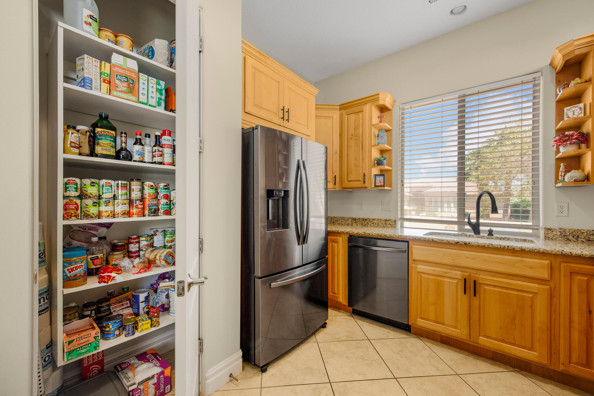2581 West Desert Springs Road St. George, UT 84770 - Photo 13 of 45 Pantry