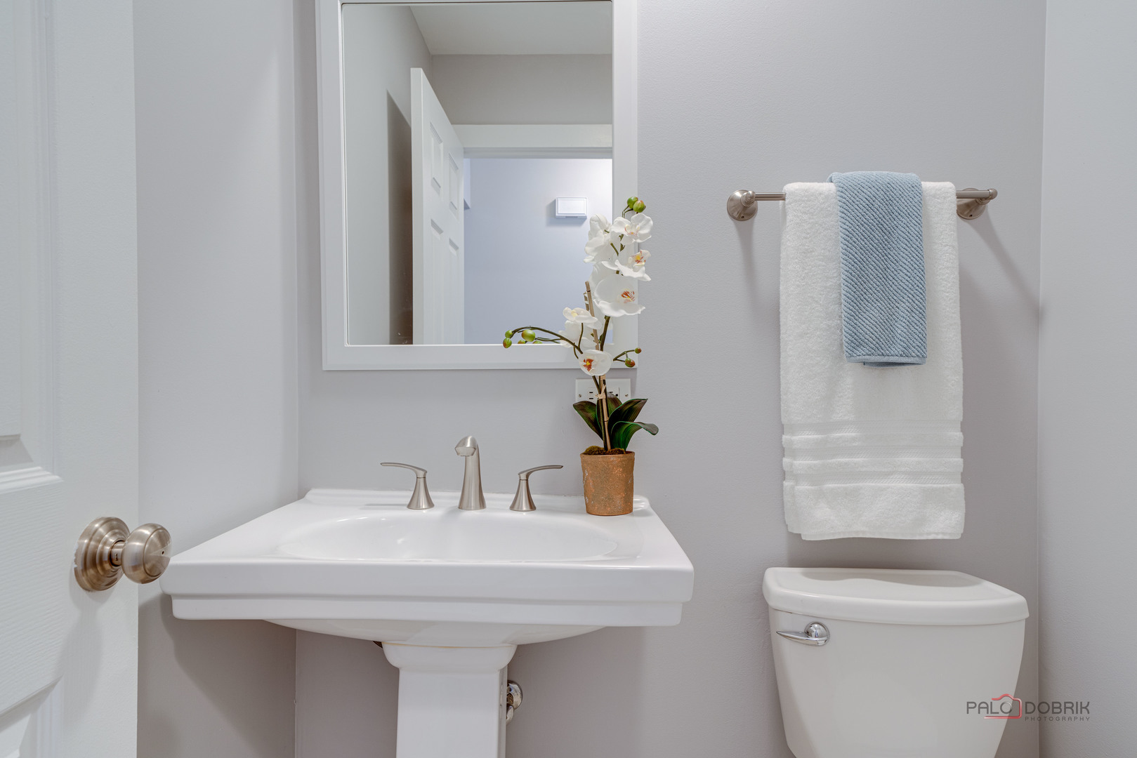 260 Pilgrims Path Gurnee, IL 60031 - Photo 17 of 41 Gallery Image 17