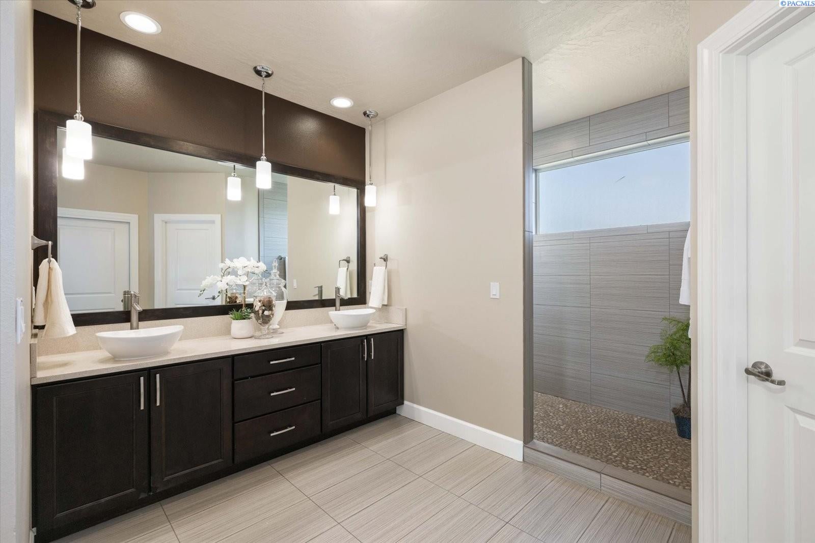 72805 East Reata Road Kennewick, WA 99338 - Photo 39 of 50 Gallery Image 39
