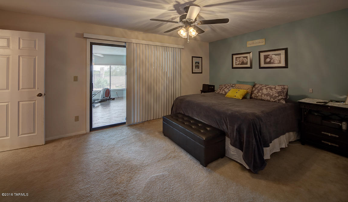 75 West Forrest Feezor Street Corona de Tucson, AZ 85641 - Photo 13 of 22