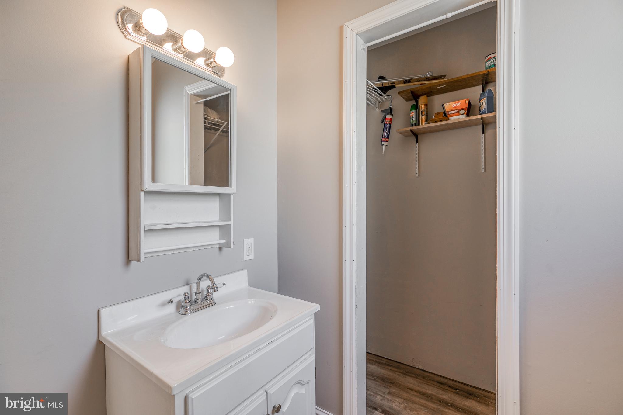 520 Estate Road Maple Shade, NJ 08052 - Photo 23 of 28