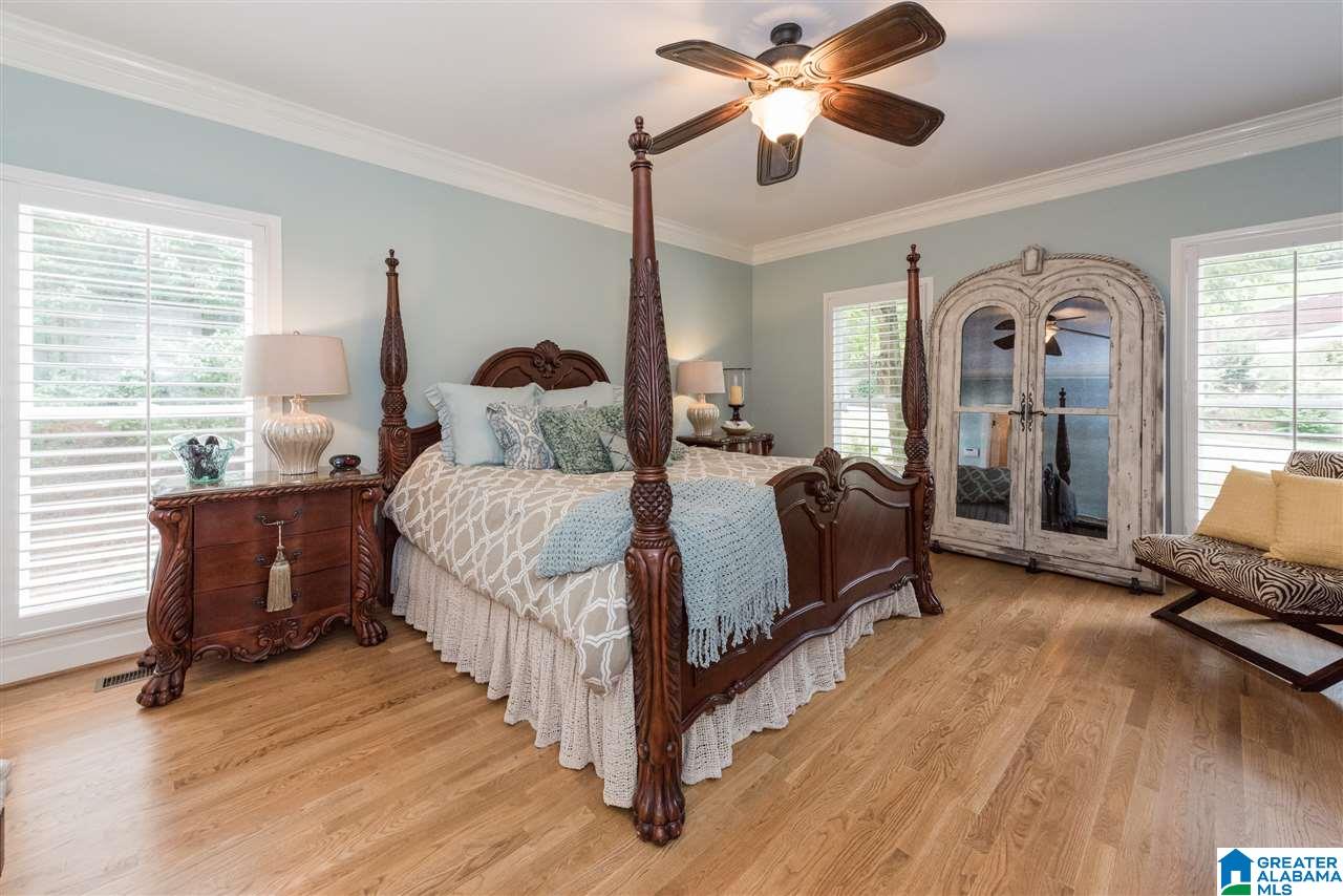 1065 Oak Tree Road Birmingham, AL 35244 - Photo 18 of 38