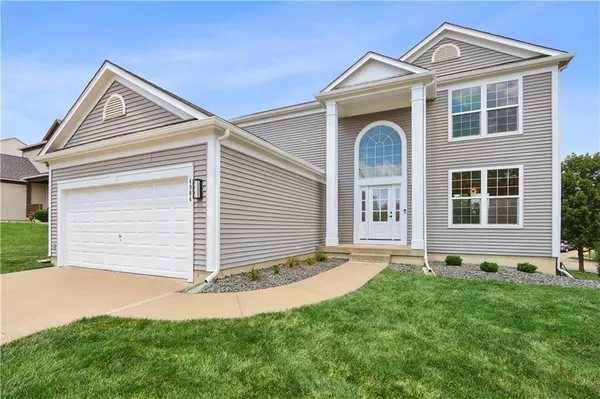 $415,000 | 4904 Northeast 79th Street, Kansas City, MO 64119