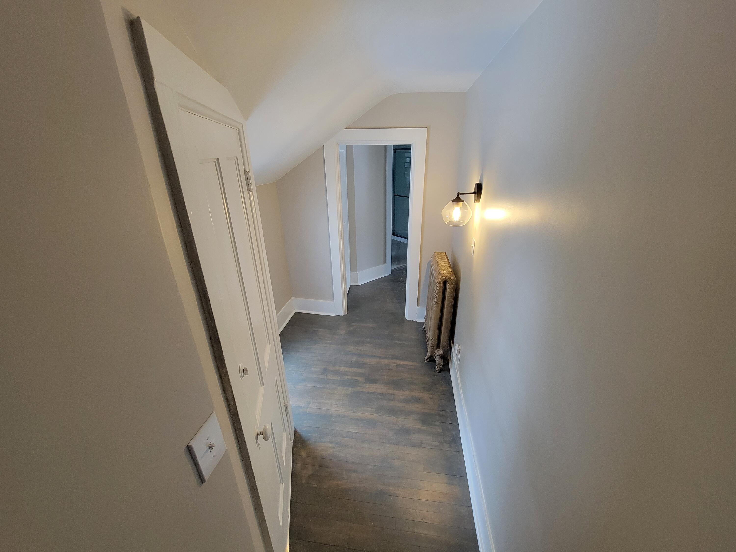 418 2nd Street, Unit 2 Manistee, MI 49660 - Photo 10 of 20 (10) Hallway