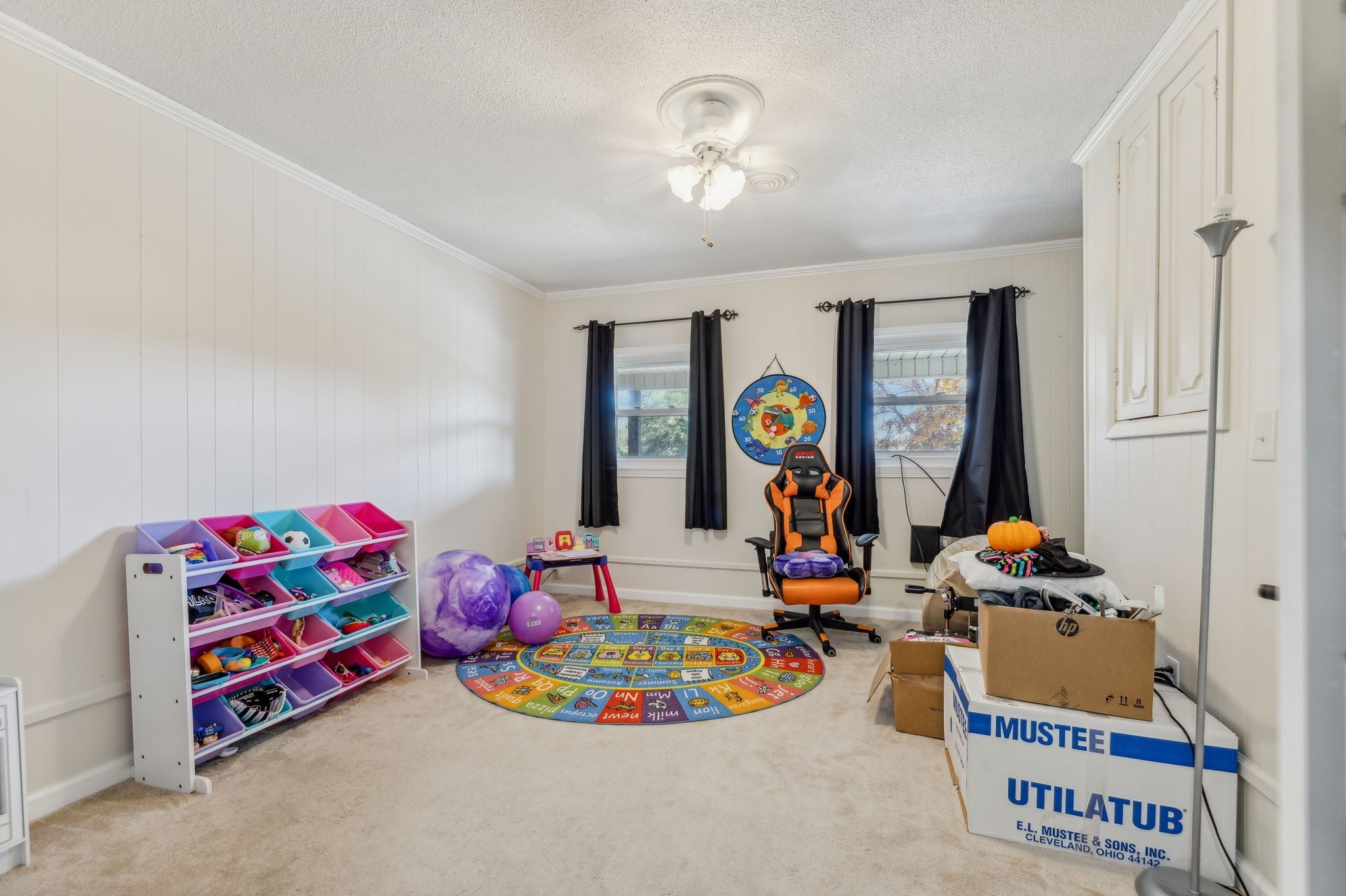 635 Cane Creek Road Hohenwald, TN 38462 - Photo 30 of 71 a room with toys and dresser