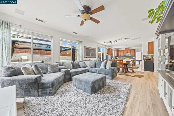 $1,550,000 | 911 Autumn Oak Circle, Concord, CA 94521
