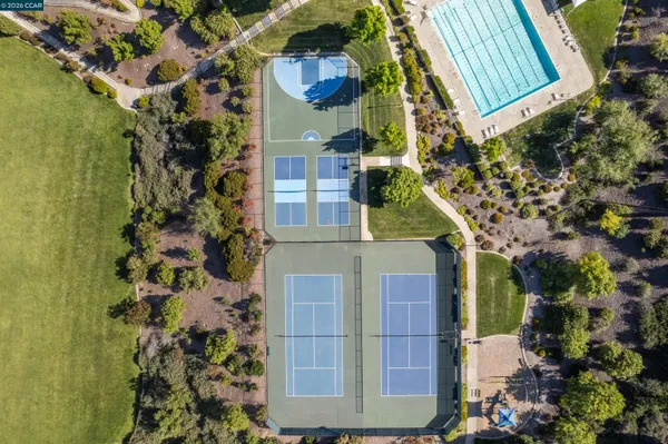 $1,550,000 | 911 Autumn Oak Circle, Concord, CA 94521