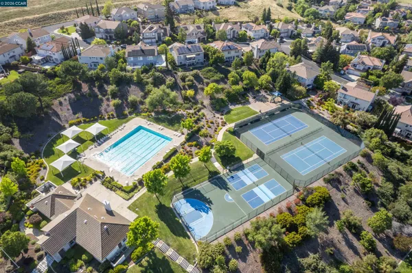 $1,550,000 | 911 Autumn Oak Circle, Concord, CA 94521