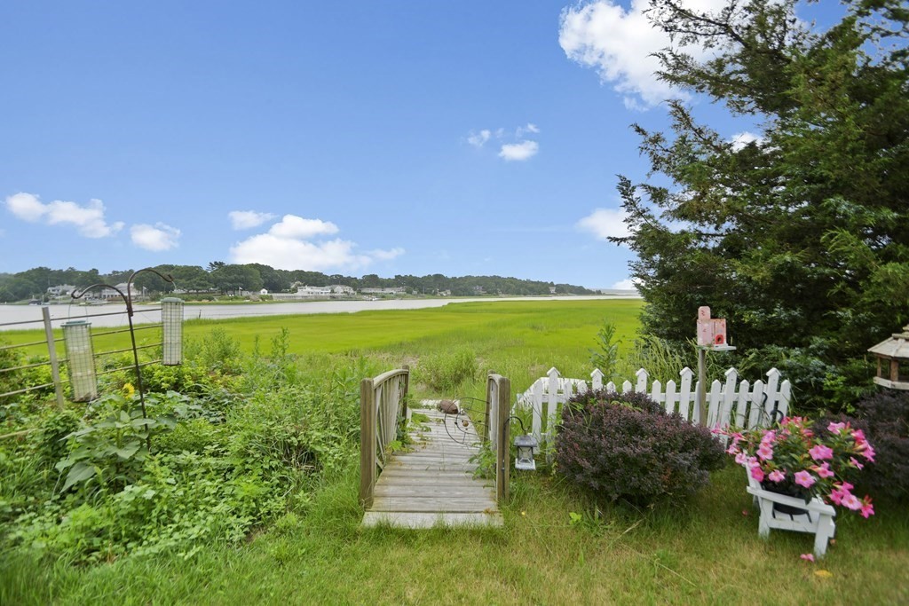 15 River Terrace Wareham, MA 02571 - Photo 8 of 42