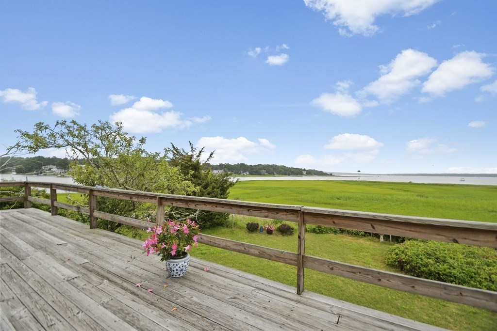 15 River Terrace Wareham, MA 02571 - Photo 10 of 42