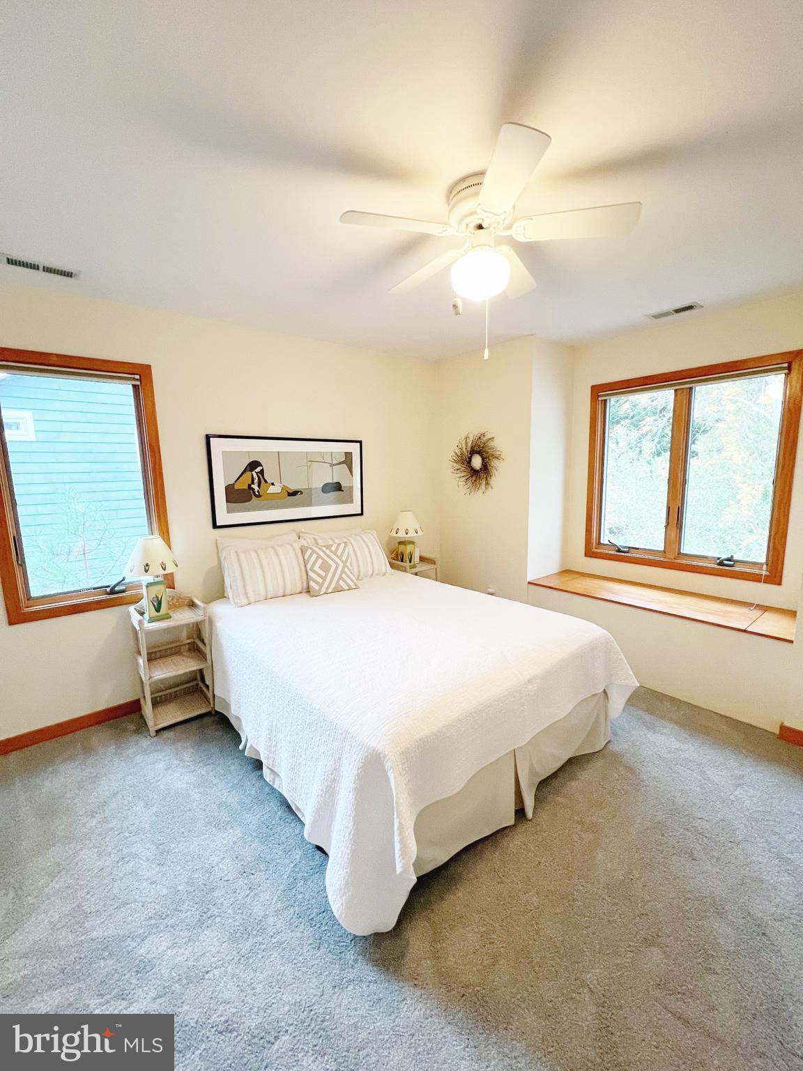 408 Periwinkle Road South Bethany, DE 19930 - Photo 27 of 38 Upstairs bedroom has window seat with storage