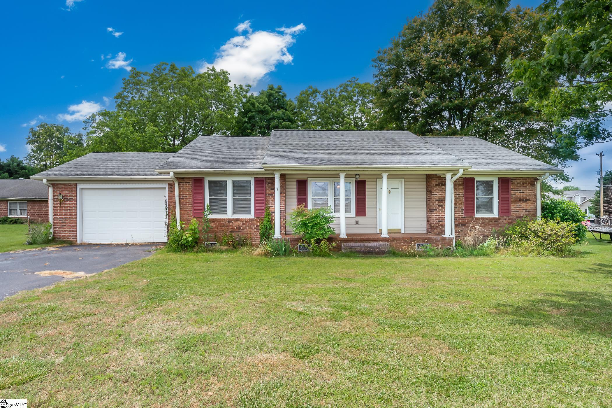 619 Holly Springs Road Lyman, SC 29365 - Photo 1 of 29
