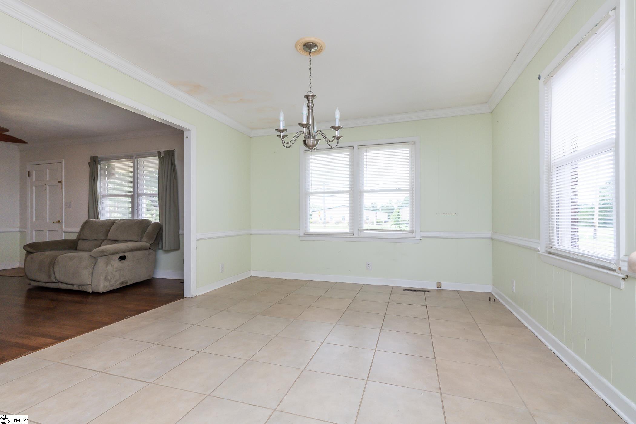 619 Holly Springs Road Lyman, SC 29365 - Photo 5 of 29