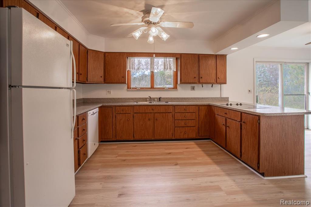 8465 Watson Road Marlette, MI 48453 - Photo 8 of 40