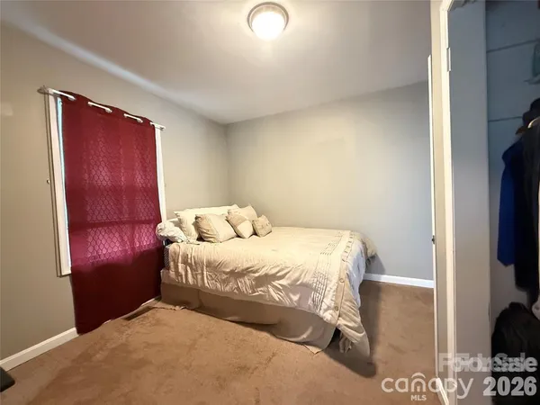 $1,400 | 301 South Mountain Street, Cherryville, NC 28021