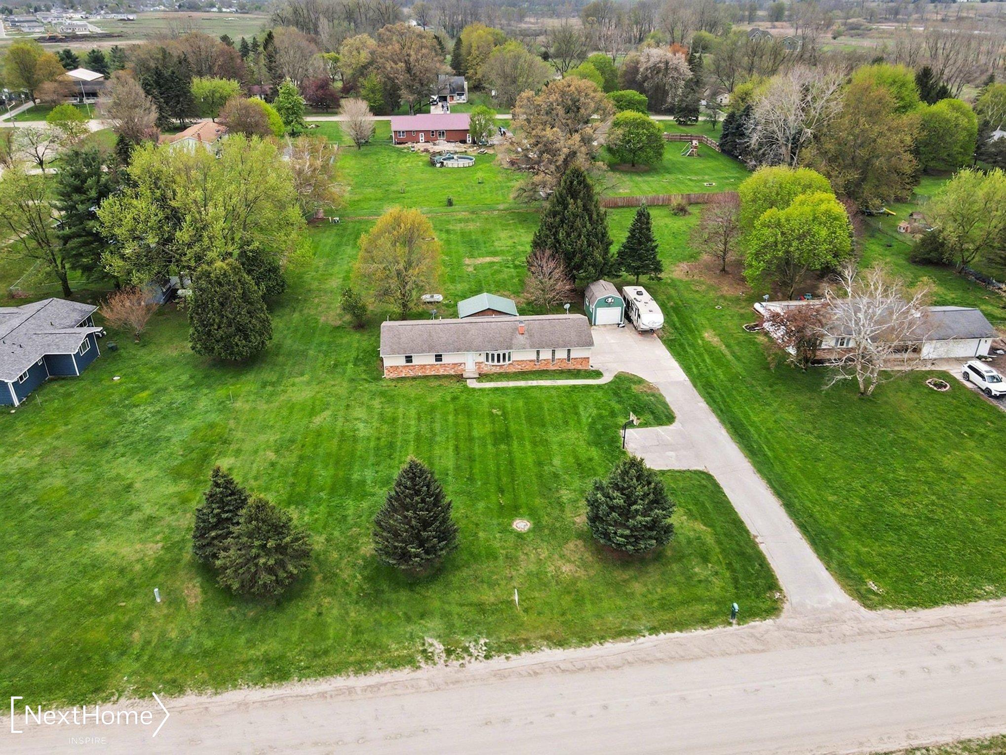1601 Layton Road Fowlerville, MI 48836 - Photo 2 of 33
