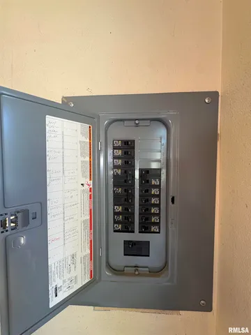 $100,000 | 1523 North Wilson Street, Chillicothe, IL 61523