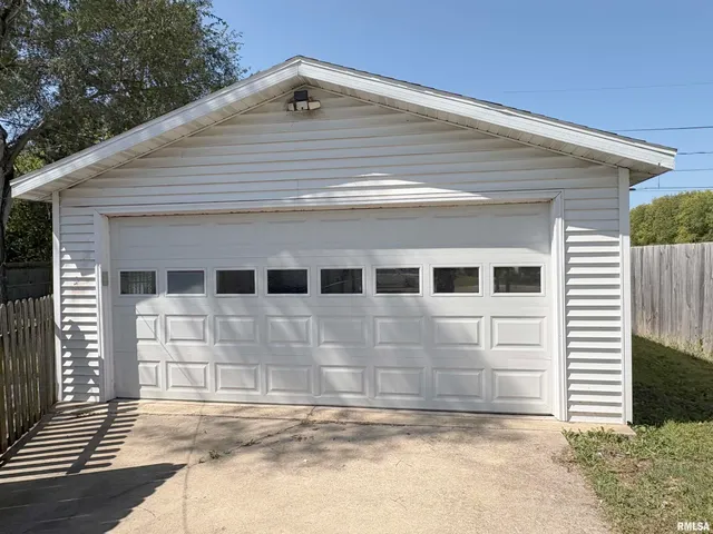 $100,000 | 1523 North Wilson Street, Chillicothe, IL 61523