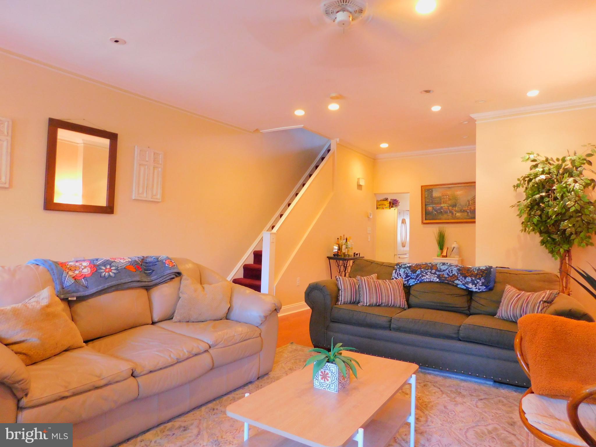 249 Rochelle Avenue Philadelphia, PA 19128 - Photo 1 of 35